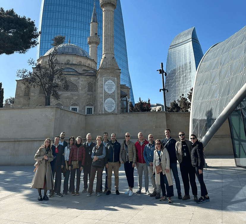 Geistlich distributorı ilə toplantı